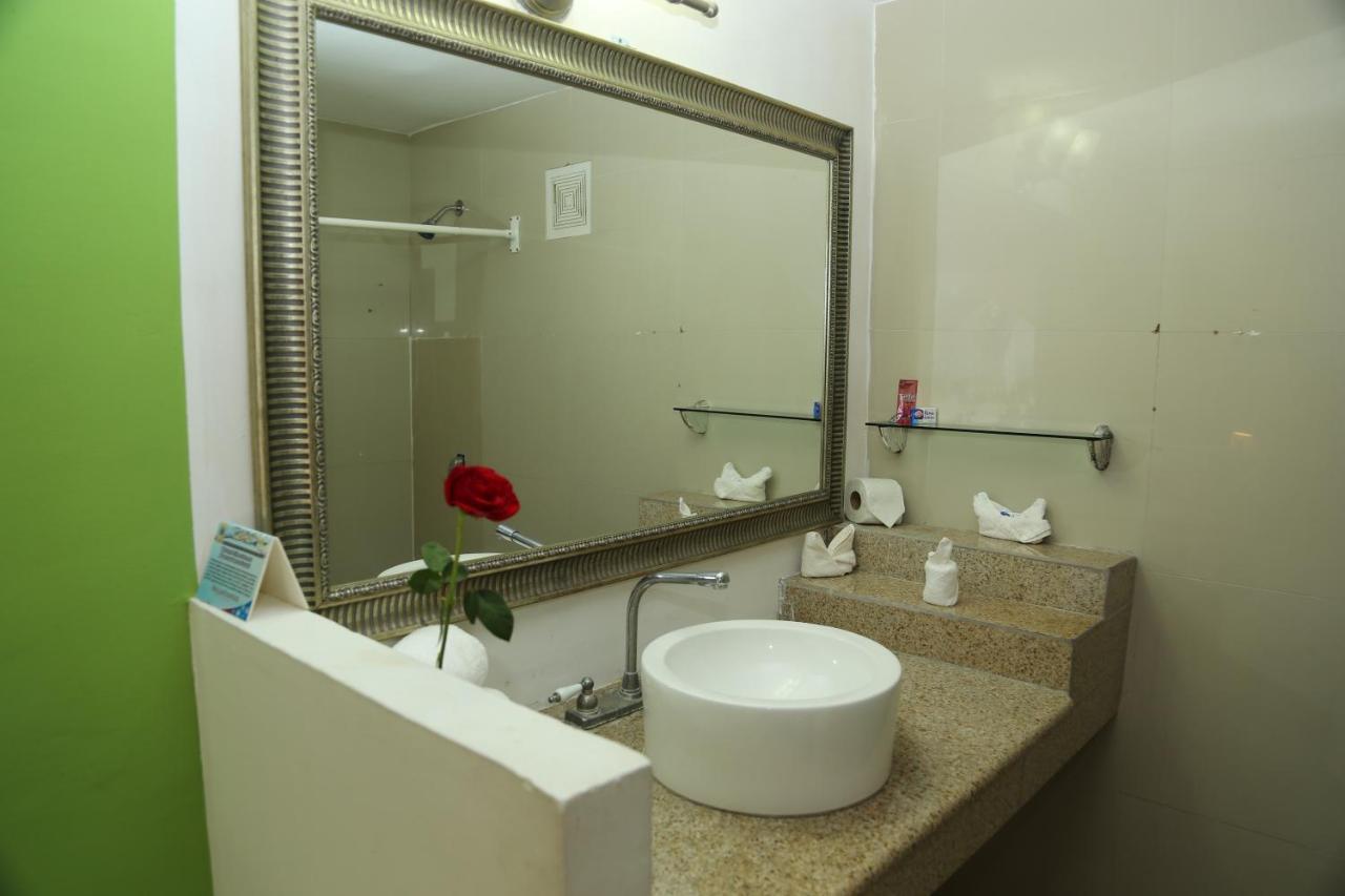 קנקון Sunlight Hotel מראה חיצוני תמונה